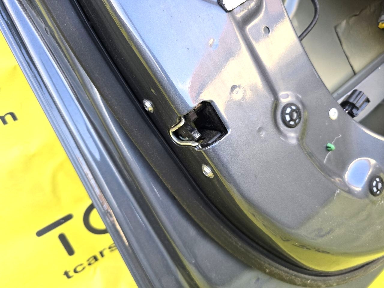 Tesla Model S 2012-2016 Front Left Door (Dolphin Gray - PMTG) - OEM (used) 6006662-E0-E