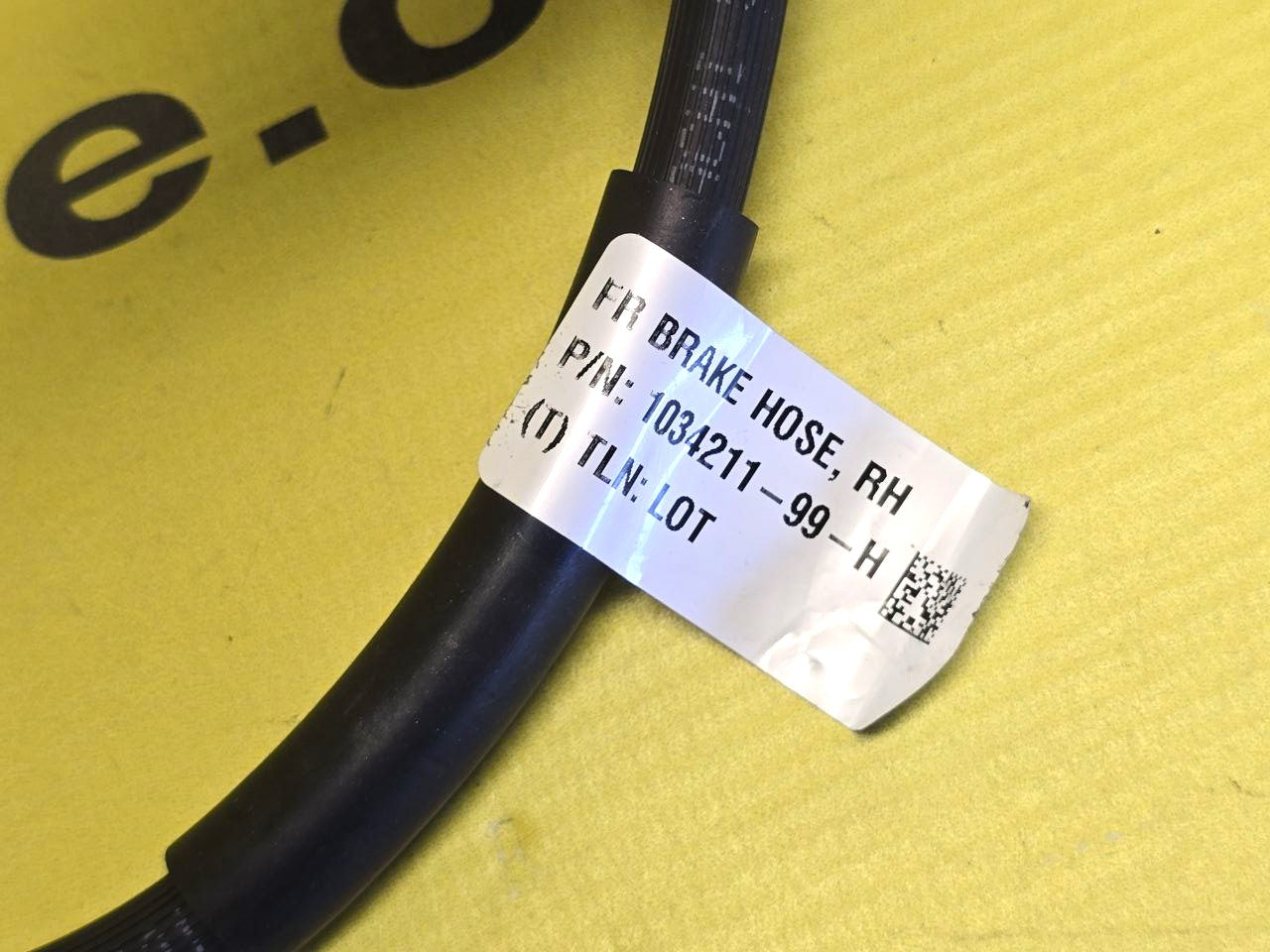Tesla Model S 2012-2021, X 2015-2021 Brake Caliper Hose Tube Pipe - Front Right Side - OEM New 1034211-00-I