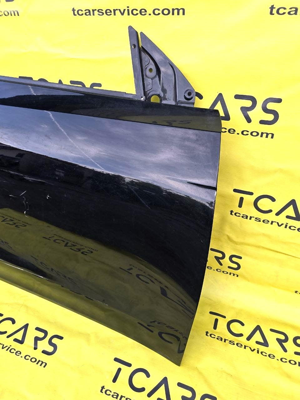 Tesla Model Y 2020-2025 Front Right Door (Black - PBSB) - OEM (used) 1501462-E0-A