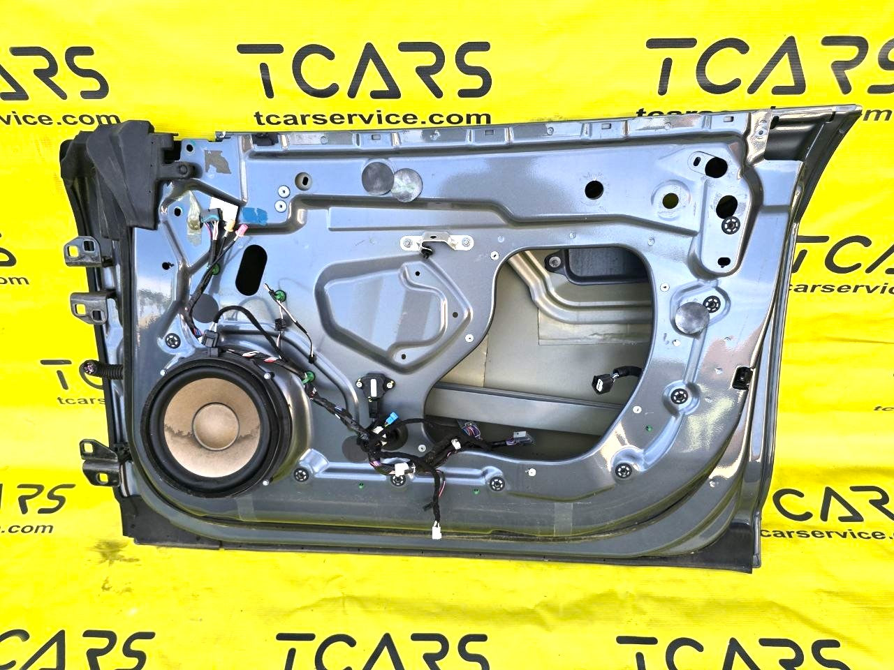 Tesla Model S 2012-2016 Front Right Door (Dolphin Gray - PMTG) - OEM (used) 6006622-E0-E
