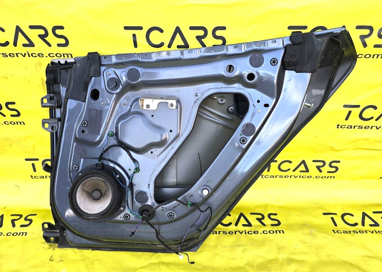 Tesla Model S 2012-2016 Rear Right Door (Dolphin Gray - PMTG) - OEM (used) 6006566-E0-E