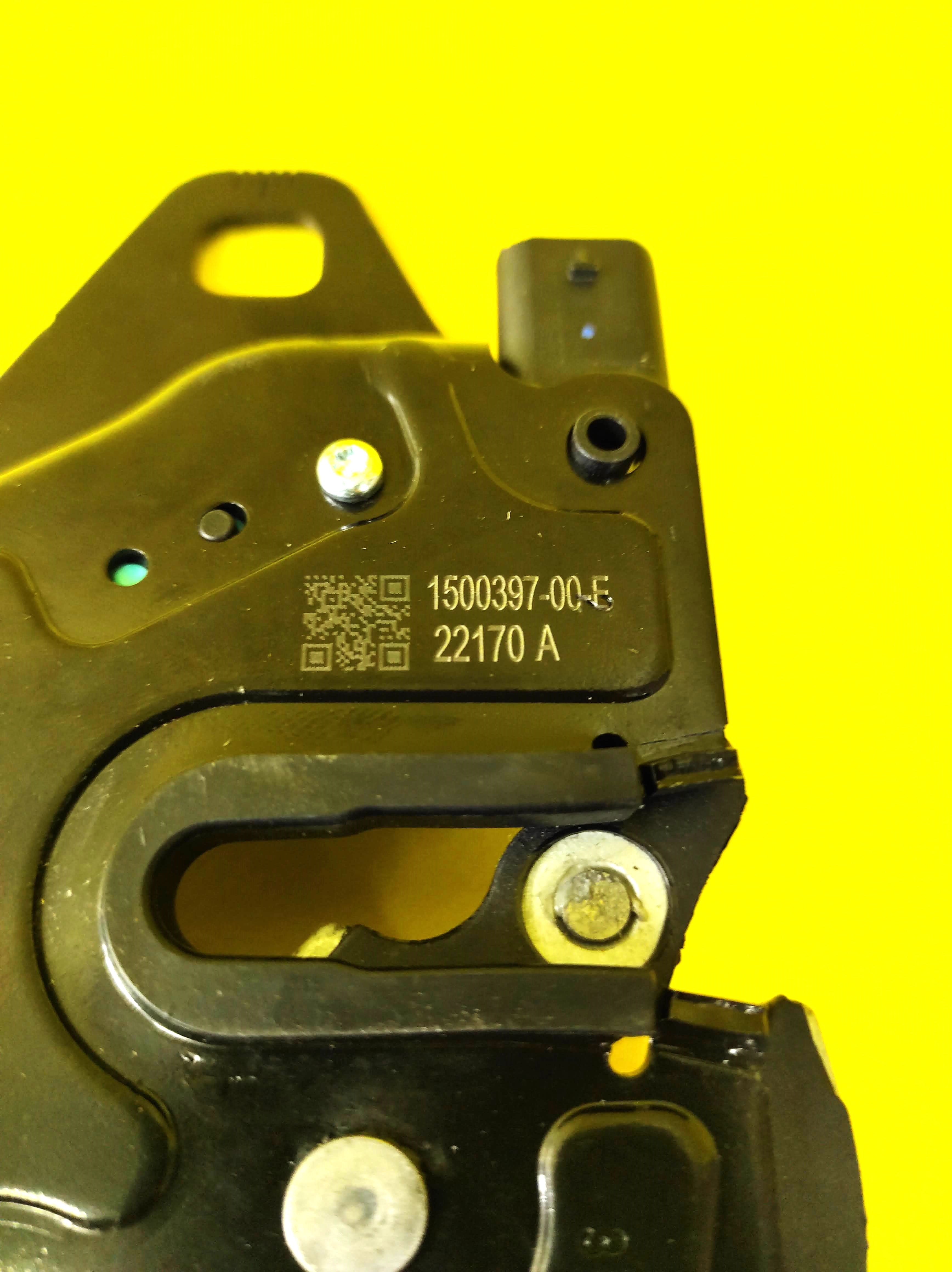 Tesla Model 3 2017-2023, 3 Highland, Y 2020-2025, Y Juniper, S Palladium 2021-2025, X Palladium 2021-2025 Hood Lock Latch OEM (used) 1500397-00-G