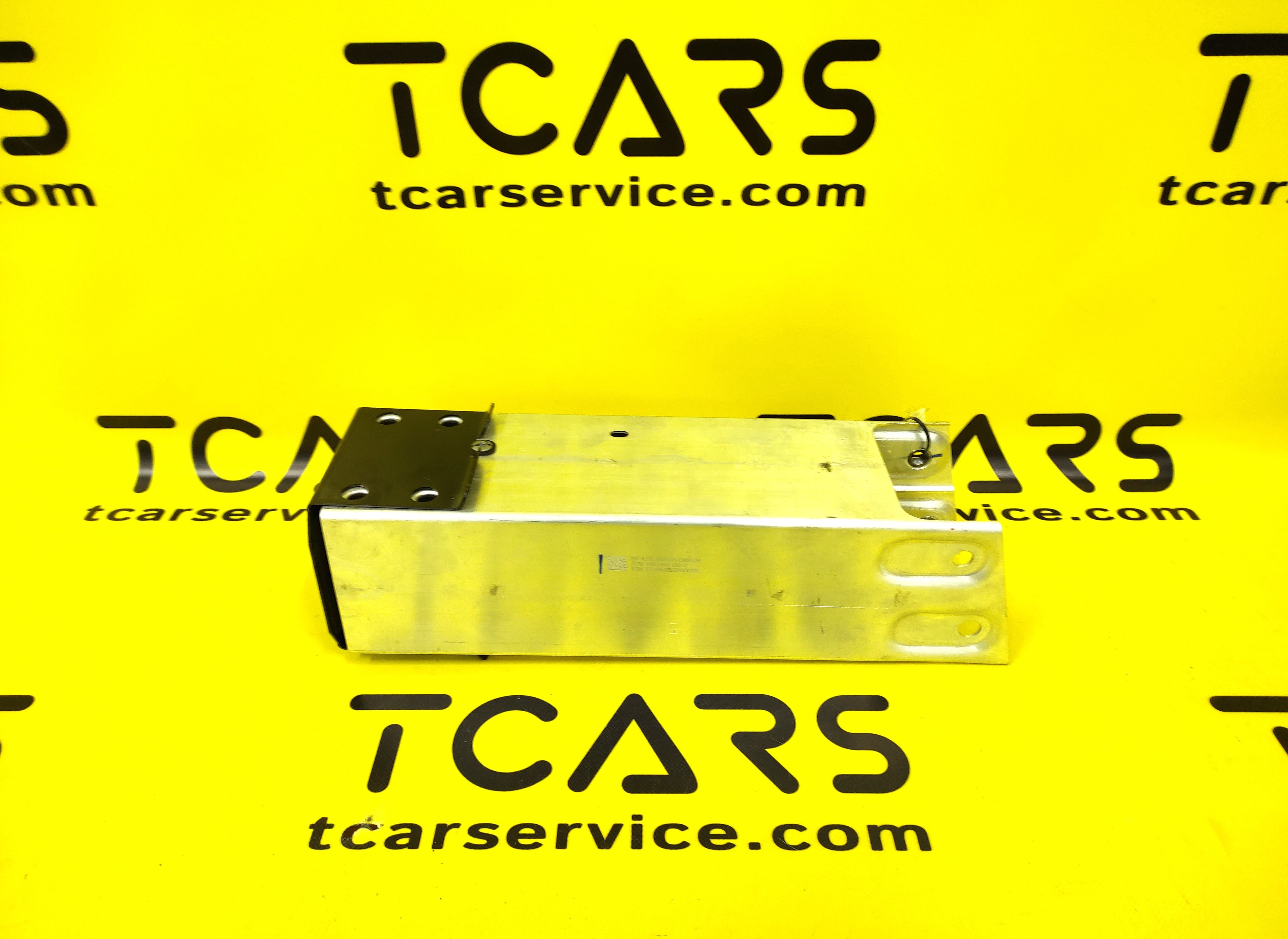 Tesla Model Y 2020-2025, Y Juniper Upper Crush Ankle Catcher Left Side LH OEM (used) 1487461-00-E