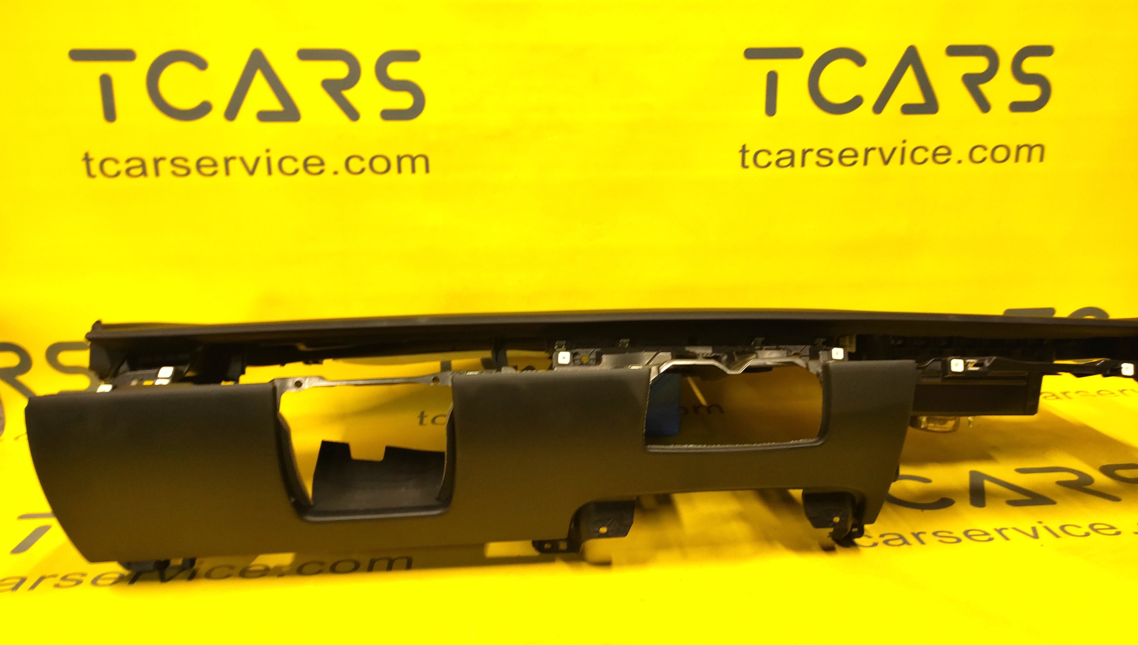 Tesla Model Y 2020-2025 Interior Equipment Elements OEM (used) 1083401-05-M