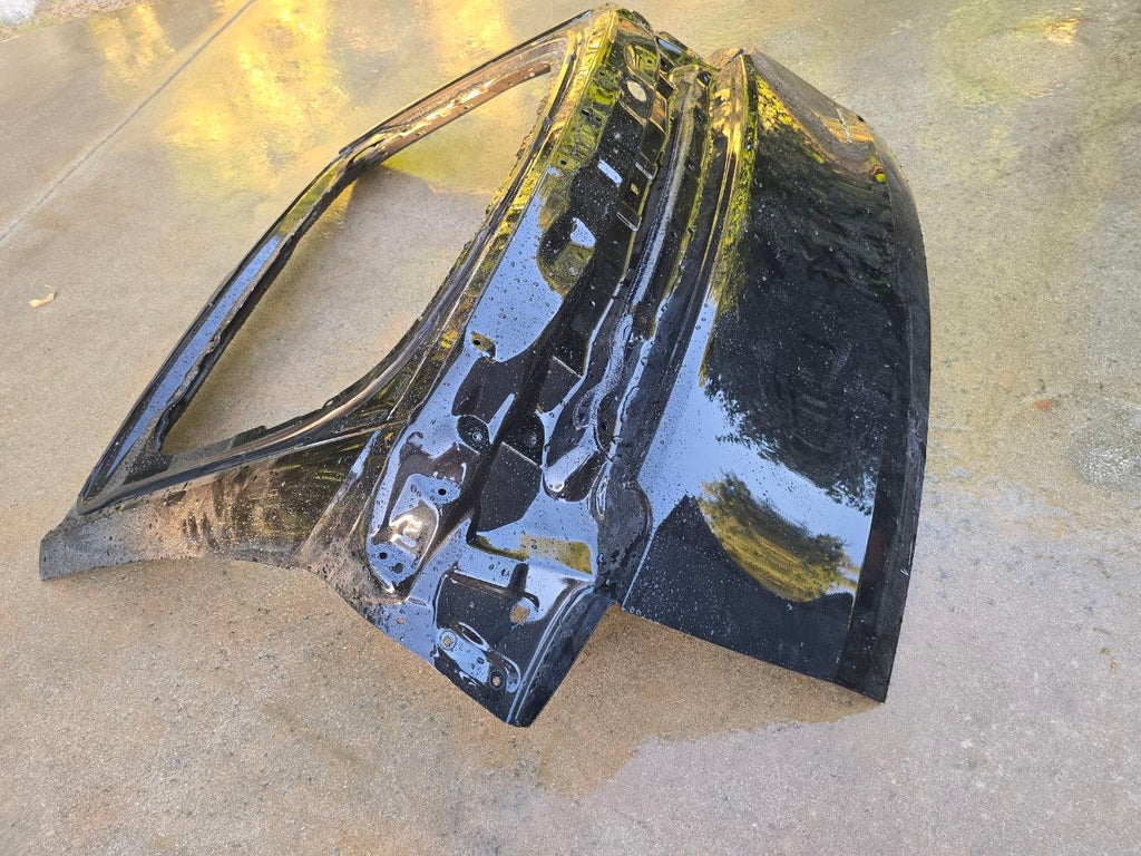Tesla Model Y Juniper Liftgate Tailgate OEM - Used 1895730-E0-H